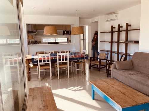 Imagen 9 de 22 de Apartamento En Venta De 2 Dormitorios Con Parrillero Propio, Punta Del Este