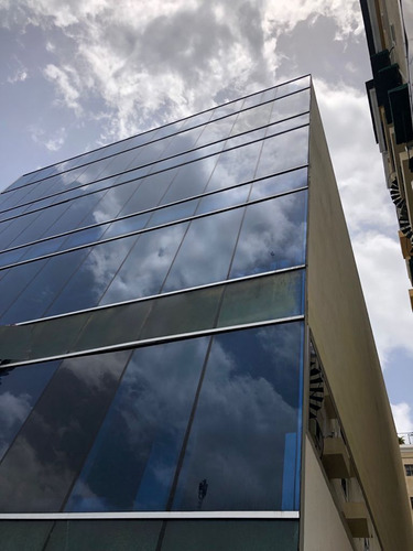 Alquilo Edificio Para Clínica, Hotel O Oficina, Los Cacicazg