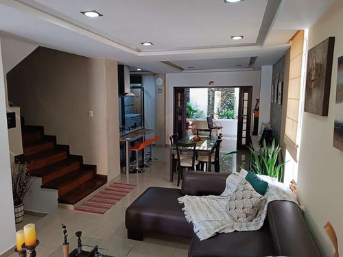 Townhouse Moderno En Residencia Monte Plata, Trigal Norte, Valencia. Minerva K