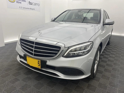 Imagen 8 de 25 de Mercedes Benz C200 2.0 Cgi Exclusive