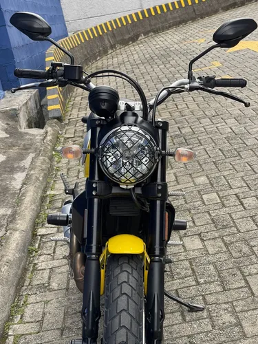 Ducati Scrambler 800 Icon