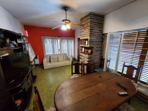 Imagen 2 de 10 de En Venta! Excelente Propiedad En Moreno Centro - Sobre Dorrego Entre Av. Libertador Y España