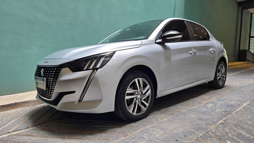 Peugeot 208 1.6 Feline Tiptronic