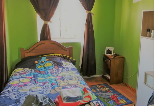 Imagen 11 de 14 de Acogedora Casa De Dos Pisos Con Excelente Ubicacion
