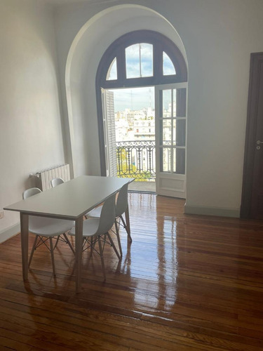 Imagen 11 de 11 de Departamento En El Casco Historico- Amoblado
