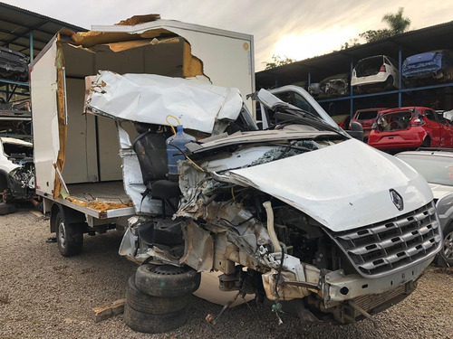 Imagem 6 de 10 de Sucata Renault Master 2.3 2016 - Rs Auto Peças Farroupilha