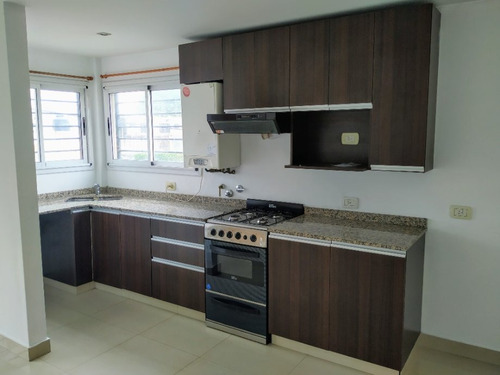 Imagen 7 de 14 de Semipiso En Venta En Lanus Oeste
