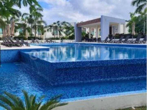 Casa En Venta Remodelada En Kings Residencial Long Islans En Cancún