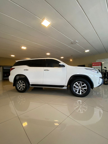 Toyota SW4 2.8 Srx 177cv 4x4 7as At