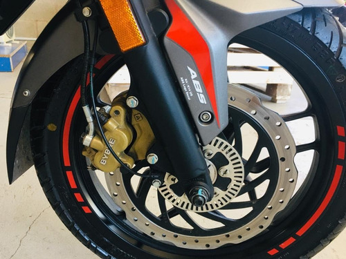 Bajaj Rouser Ns 200 Fi