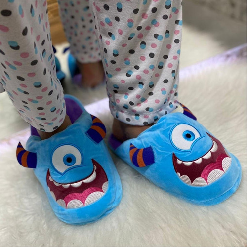 Pantufa Fun Monstro Charlie