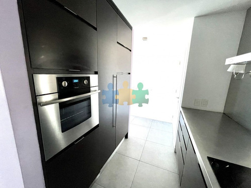 Imagen 9 de 28 de Apartamento De Primera Categoria En Torre Con Amenities