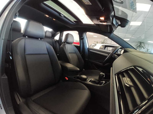 Imagem 15 de 15 de Volkswagen Jetta R Line 250 Tsi 1.4 Flex 16v Aut