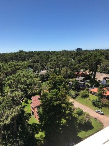 Venta De Apartamento 2 Dormitorios En Roosevelt