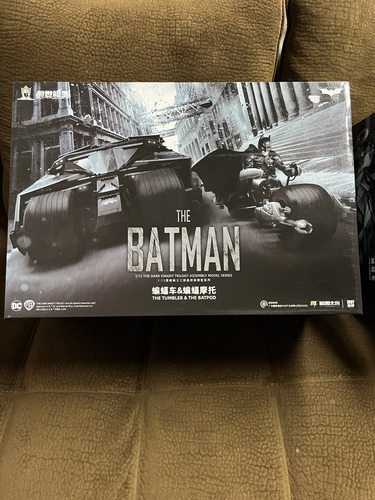 Mezco The Batman (Usado)