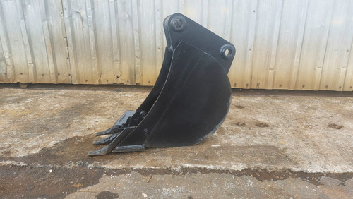 Concha Para Retroescavadeira Randon De 40cm