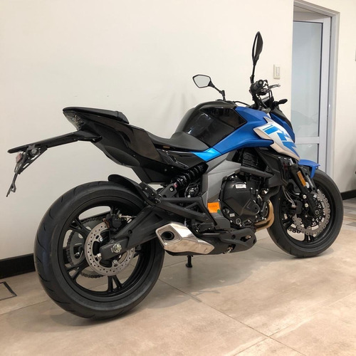 Imagen 19 de 25 de Cf Rz 400