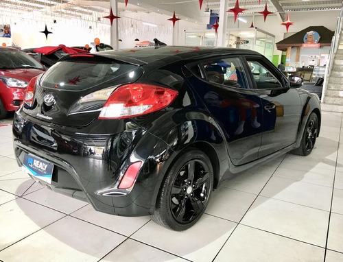 Imagem 8 de 10 de Hyundai Veloster - 1.6