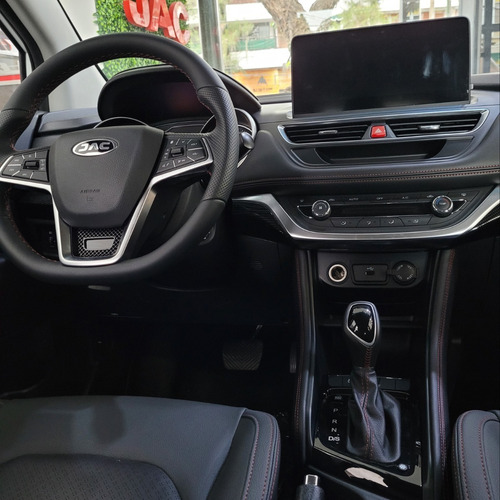 Imagen 17 de 19 de Jac S3 Fl 1,6 Cvt Automatico 6 Marchas Linea Nueva