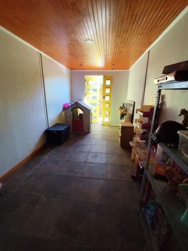 Excelente Propiedad Comercial En Sector Residencial!!