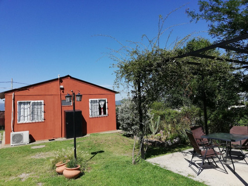 Imagen 4 de 12 de 2 Cabañas Con Pileta, Hidromasaje, Aa, Wifi Para 5 Personas C/u (a 10km Del Reloj Cucú Carlos Paz)