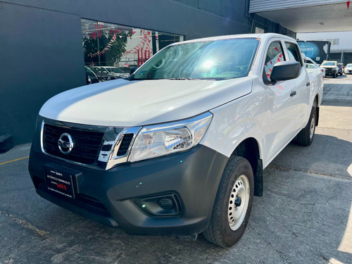 Nissan NP300 2.4 Doble Cabina Se Aa Pack Seg Mt