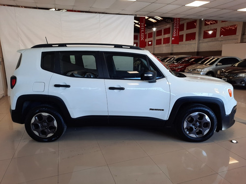 Imagen 4 de 14 de Jeep Renegade 1.8 Sport At