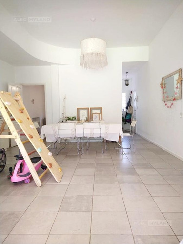 Casa 5 Ambientes En Venta - Mart.-vias/santa Fe