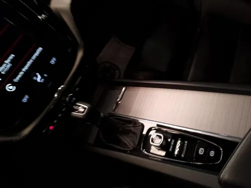 Volvo XC60 2.0 T5 Awd R-design