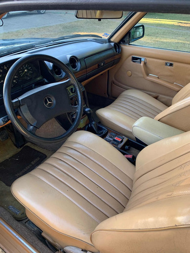 Imagen 16 de 25 de Mercedes-benz 280c W123c