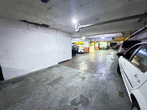 Estacionamiento En Venta En Chacao