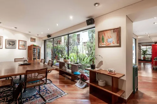 Casa En Venta En Los Rosales. Cod V8293