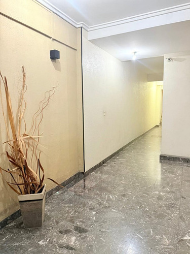 Venta Depto. 2 Amb. Parque Chacabuco