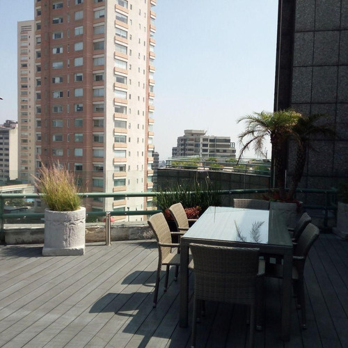 Oficina En Renta En Paseo De Los Laureles - Bosques De Las Lomas 9.5m2 , $14000