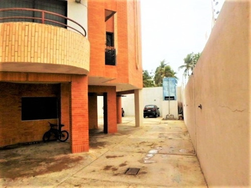 Imagen 14 de 18 de Sky Group Platinum Vende Apartamento En Chichiriviche. Falcón