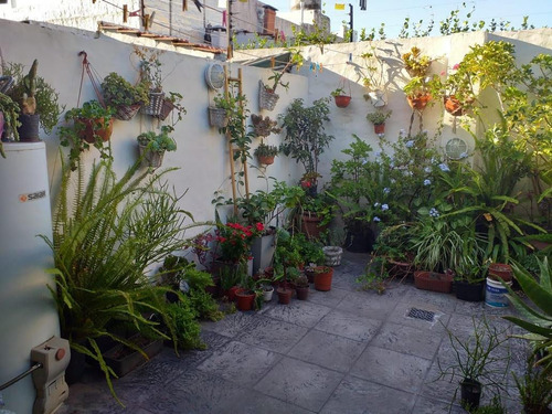 Imagen 13 de 14 de Duplex Venta - Castelar Sur - 8 Cuadras Estacion