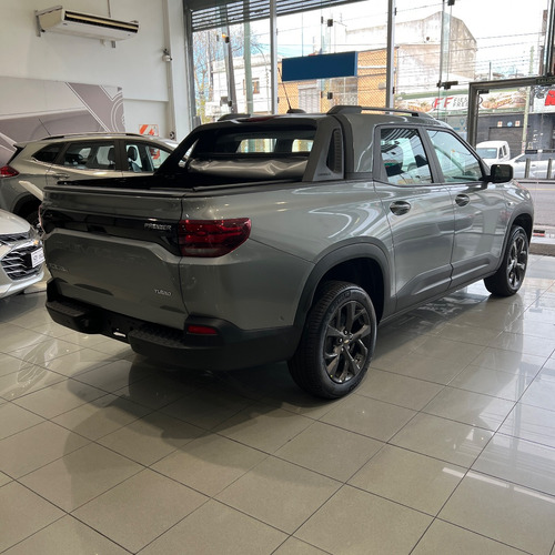 Chevrolet Montana Premier