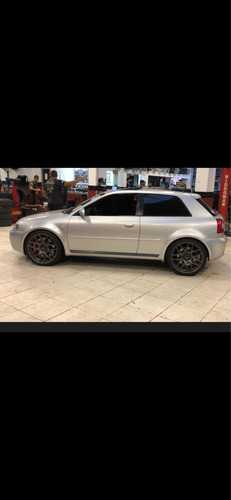 Imagem 1 de 10 de Audi S3 1.8
