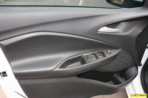 Chevrolet Onix 1.0 Lt Mt