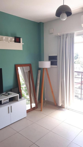 Imagen 2 de 14 de Departamento Monoambiente - Amoblado - Moron Sur