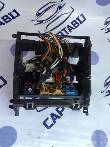 Caja Relevadores Vw Jetta Mk6 11-16 (Usado)