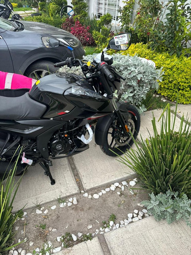 Pulsar N250 Bajaj