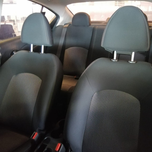 Imagen 12 de 14 de Nissan Versa 2019