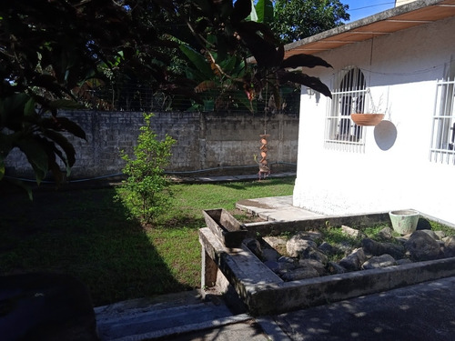 Imagen 2 de 14 de Casa En Venta En Ojo De Agua. Sector El Castaño