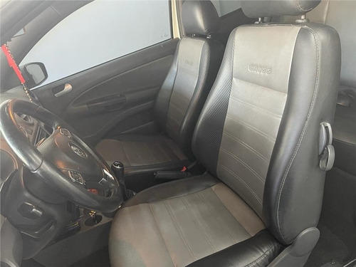 Imagem 4 de 9 de Volkswagen Saveiro 1.6 Cross Cd 16v Flex 2p Manual