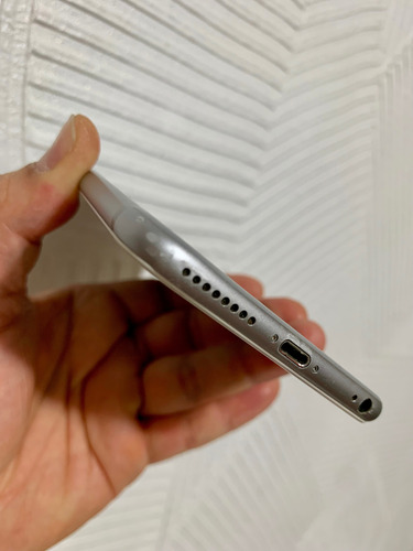 Iphone 6 Plus 16 Gb Con Bypass Full Señal Para Cualquier Sim Plateado