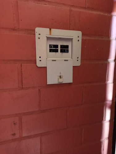 Imagen 11 de 15 de Casa Venta Urb. Araguaney Palo Negro. Libertador