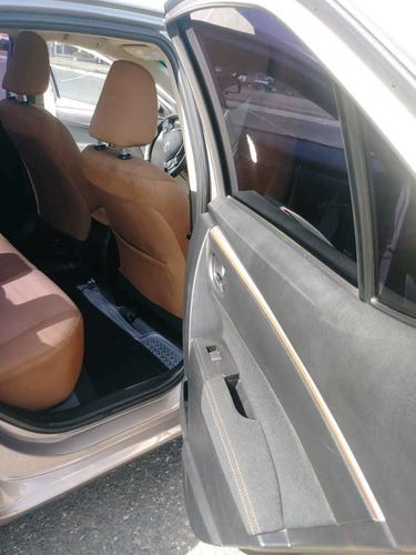 Imagen 8 de 15 de Toyota Corolla 2014