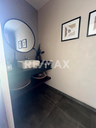 Casa En Venta En Condominio Jurica Mesón San Francisco