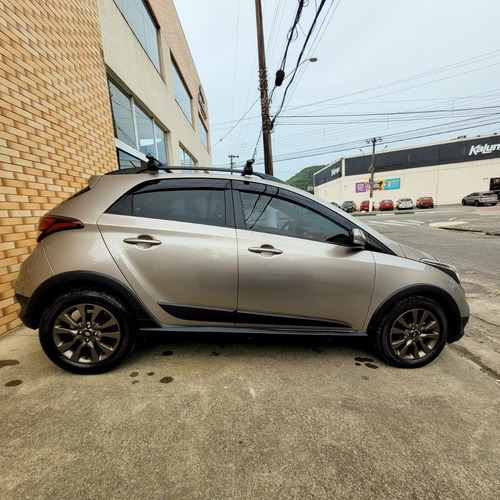 Imagem 5 de 10 de Hyundai Hb20x Style 1.6 Flex 2017 Completo Automático